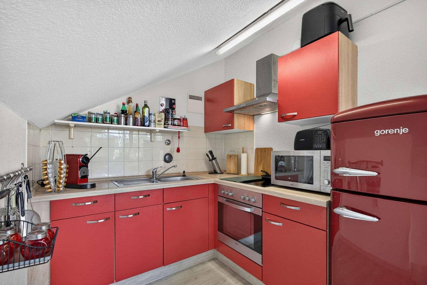 Pronájem bytu 2+1 70 m², Karlsruhe-Grötzingen, Bádensko-Württembersko Pronájem bytu 2+1 70 m², Karlsruhe-Grötzingen, Bádensko-Württembersko