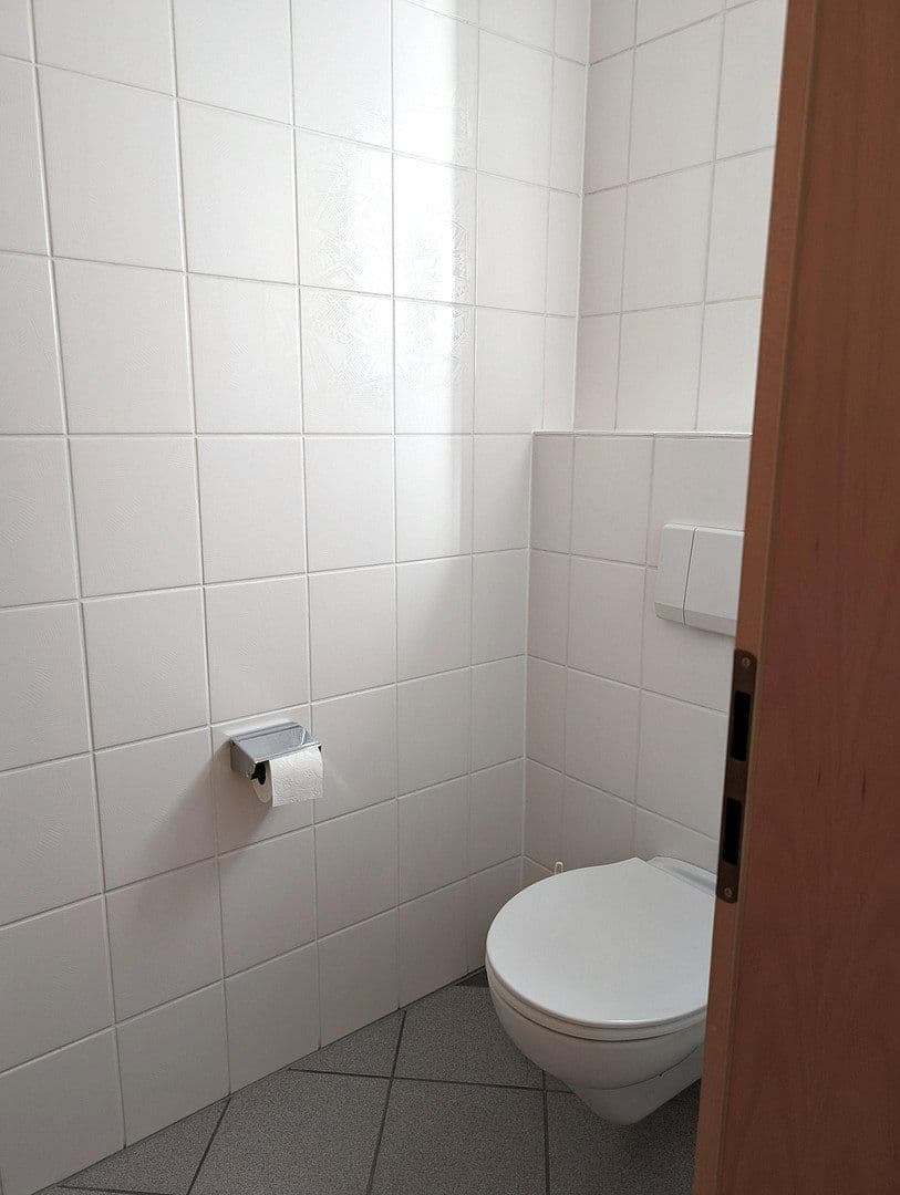 Pronájem kanceláře 103 m², Kaiserslautern, Porýní-Falc Pronájem kanceláře 103 m², Kaiserslautern, Porýní-Falc