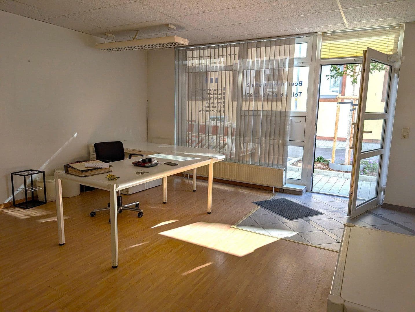 Pronájem kanceláře 103 m², Kaiserslautern, Porýní-Falc Pronájem kanceláře 103 m², Kaiserslautern, Porýní-Falc