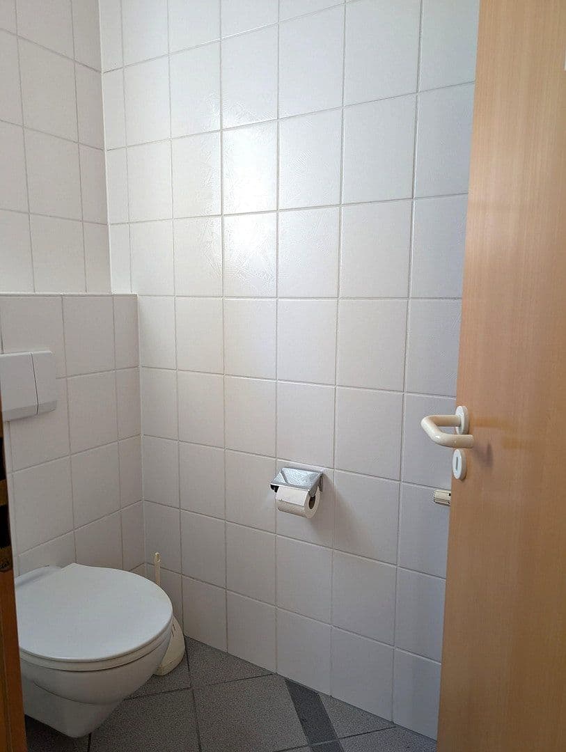 Pronájem kanceláře 103 m², Kaiserslautern, Porýní-Falc Pronájem kanceláře 103 m², Kaiserslautern, Porýní-Falc