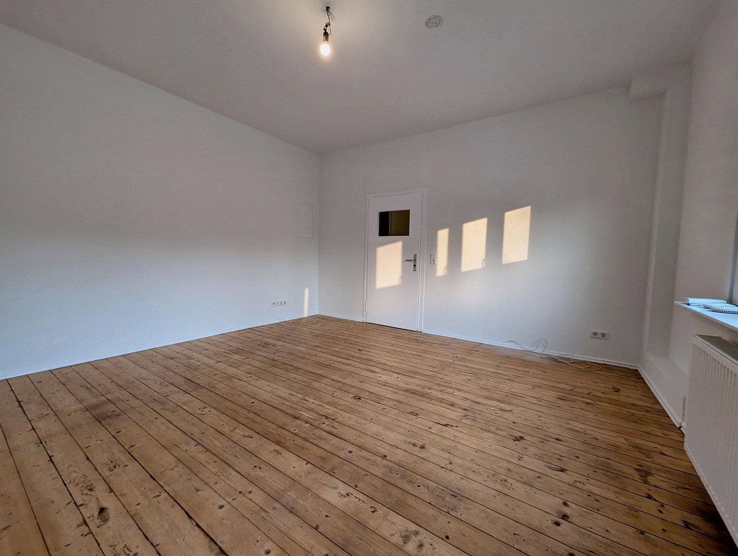 Pronájem bytu 2+1 58 m², Merscheider Straße 99a, Solingen, Severní Porýní-Vestfálsko Pronájem bytu 2+1 58 m², Merscheider Straße 99a, Solingen, Severní Porýní-Vestfálsko
