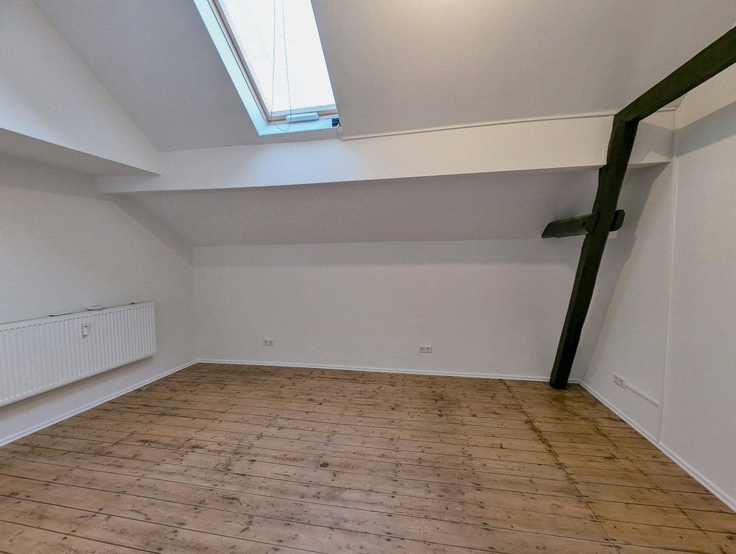 Pronájem bytu 2+1 58 m², Merscheider Straße 99a, Solingen, Severní Porýní-Vestfálsko Pronájem bytu 2+1 58 m², Merscheider Straße 99a, Solingen, Severní Porýní-Vestfálsko