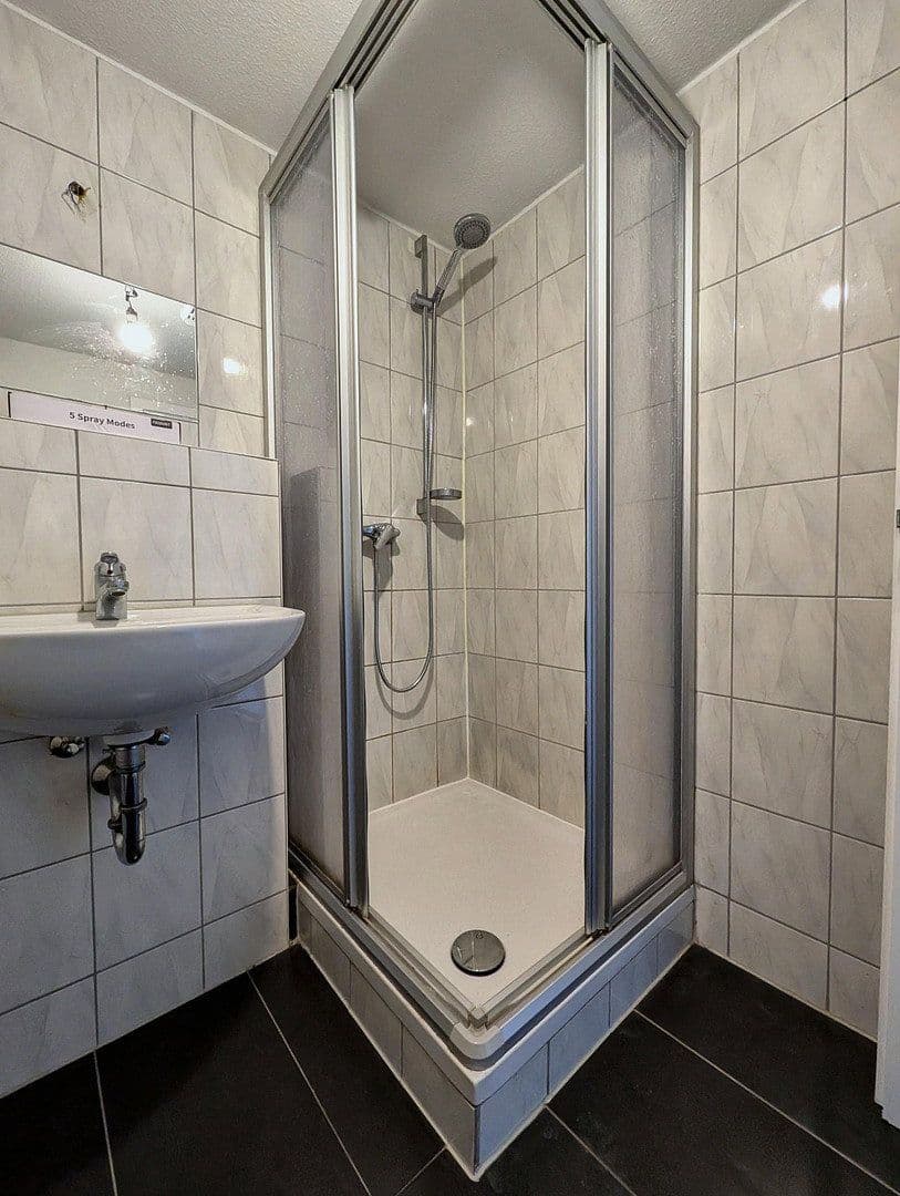 Pronájem bytu 2+1 58 m², Merscheider Straße 99a, Solingen, Severní Porýní-Vestfálsko Pronájem bytu 2+1 58 m², Merscheider Straße 99a, Solingen, Severní Porýní-Vestfálsko