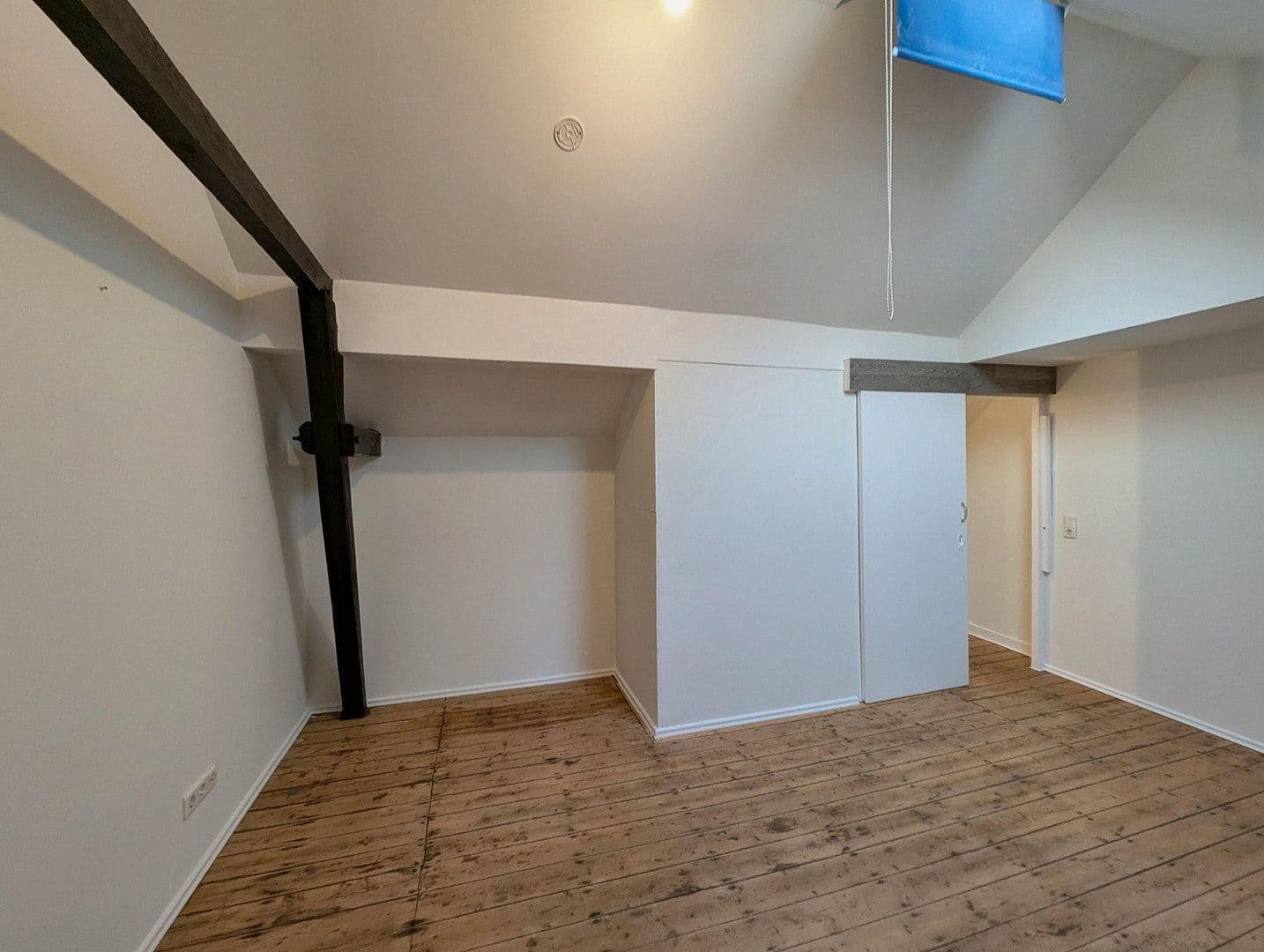 Pronájem bytu 2+1 58 m², Merscheider Straße 99a, Solingen, Severní Porýní-Vestfálsko Pronájem bytu 2+1 58 m², Merscheider Straße 99a, Solingen, Severní Porýní-Vestfálsko