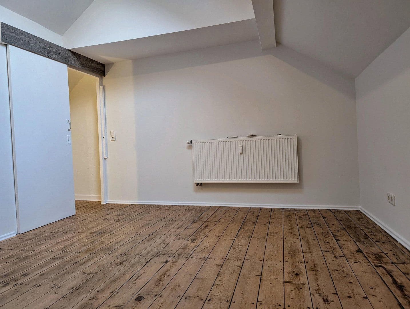 Pronájem bytu 2+1 58 m², Merscheider Straße 99a, Solingen, Severní Porýní-Vestfálsko Pronájem bytu 2+1 58 m², Merscheider Straße 99a, Solingen, Severní Porýní-Vestfálsko