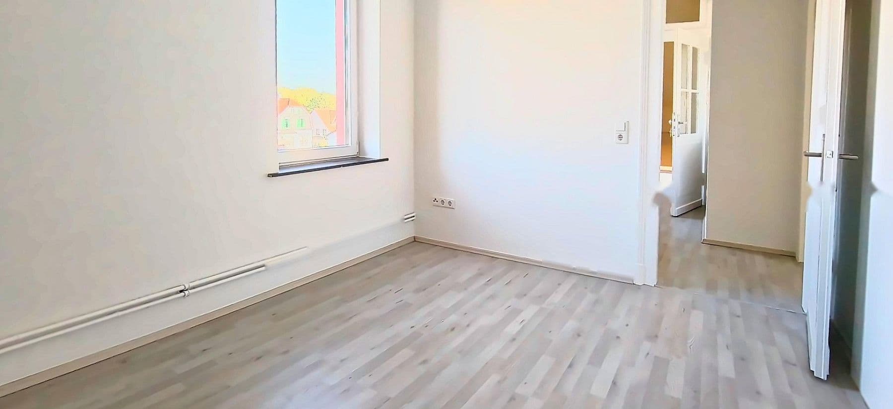 Pronájem bytu 3+1 95 m², Merscheider Straße 99, Solingen, Severní Porýní-Vestfálsko Pronájem bytu 3+1 95 m², Merscheider Straße 99, Solingen, Severní Porýní-Vestfálsko