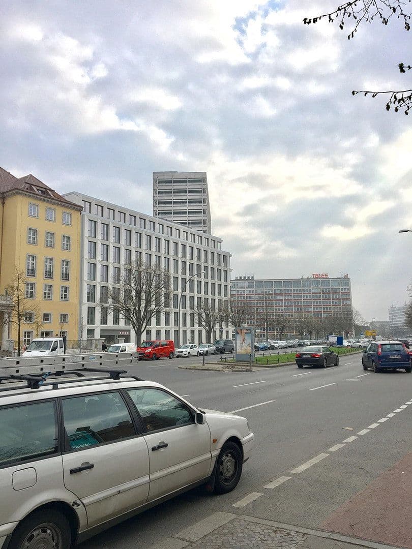 Pronájem bytu 2+1 62 m², Otto-Suhr-Allee 18 / 20, Berlin, Berlín Pronájem bytu 2+1 62 m², Otto-Suhr-Allee 18 / 20, Berlin, Berlín