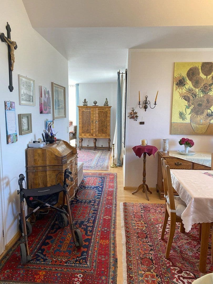 Prodej bytu 4+1 133 m², Am Bogen 32, Ottobrunn, Bavorsko Prodej bytu 4+1 133 m², Am Bogen 32, Ottobrunn, Bavorsko
