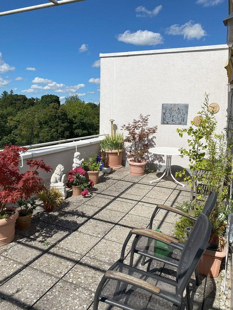 Prodej bytu 4+1 133 m², Am Bogen 32, Ottobrunn, Bavorsko Prodej bytu 4+1 133 m², Am Bogen 32, Ottobrunn, Bavorsko