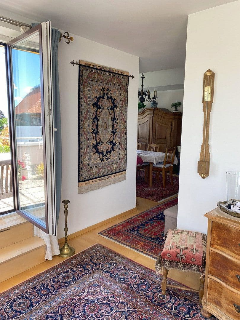 Prodej bytu 4+1 133 m², Am Bogen 32, Ottobrunn, Bavorsko Prodej bytu 4+1 133 m², Am Bogen 32, Ottobrunn, Bavorsko