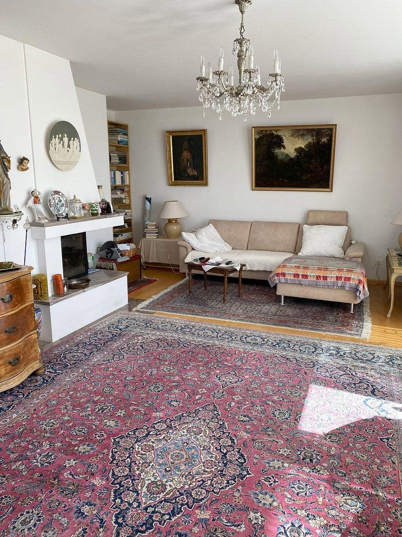 Prodej bytu 4+1 133 m², Am Bogen 32, Ottobrunn, Bavorsko Prodej bytu 4+1 133 m², Am Bogen 32, Ottobrunn, Bavorsko