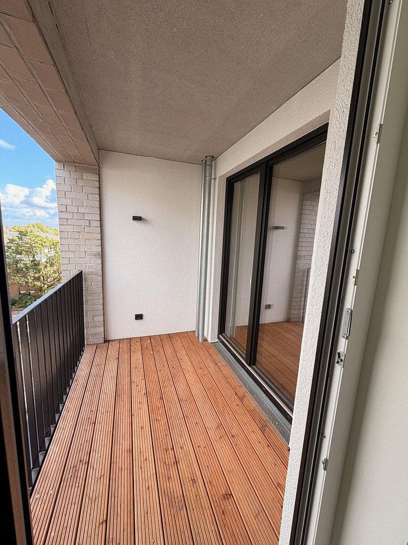 Pronájem bytu 3+1 98 m², Billhorner Kanalstraße 64, Hamburg, Hamburg Pronájem bytu 3+1 98 m², Billhorner Kanalstraße 64, Hamburg, Hamburg