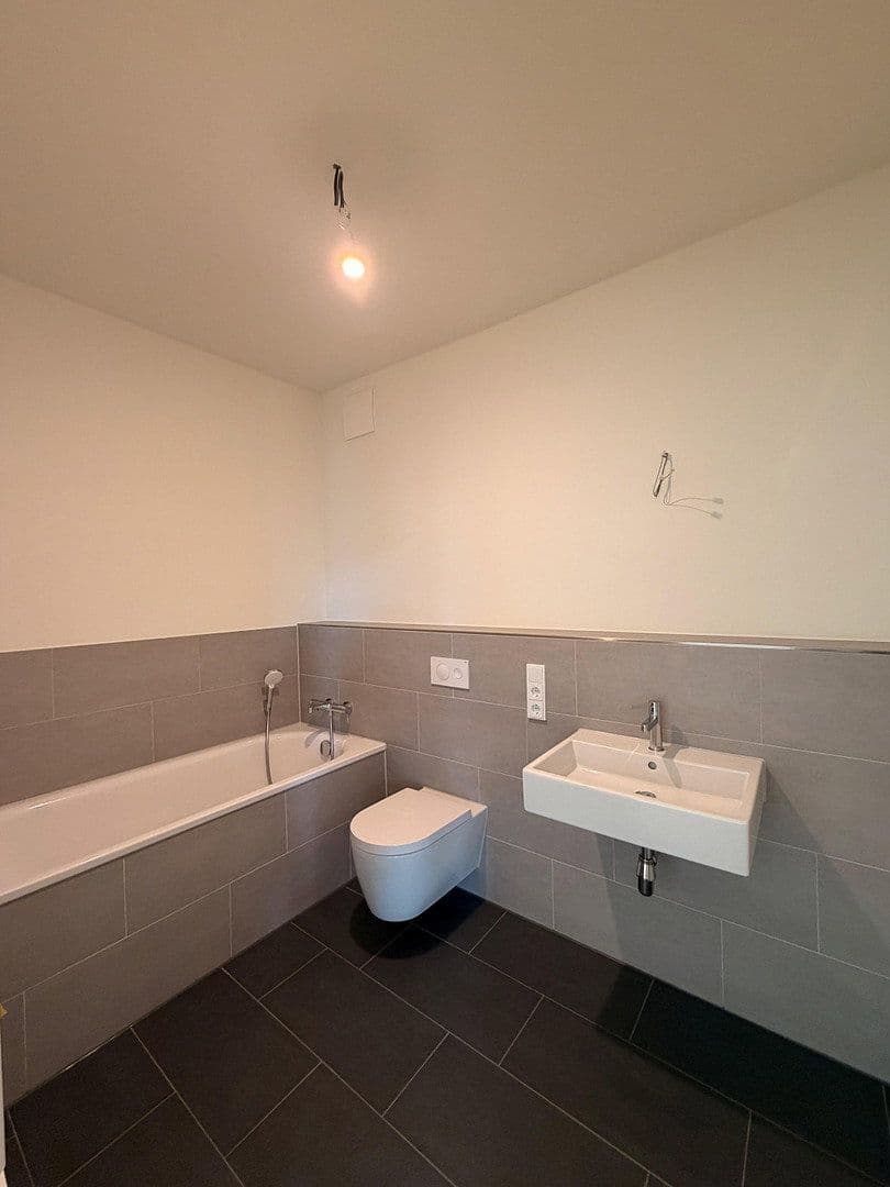 Pronájem bytu 3+1 98 m², Billhorner Kanalstraße 64, Hamburg, Hamburg Pronájem bytu 3+1 98 m², Billhorner Kanalstraße 64, Hamburg, Hamburg