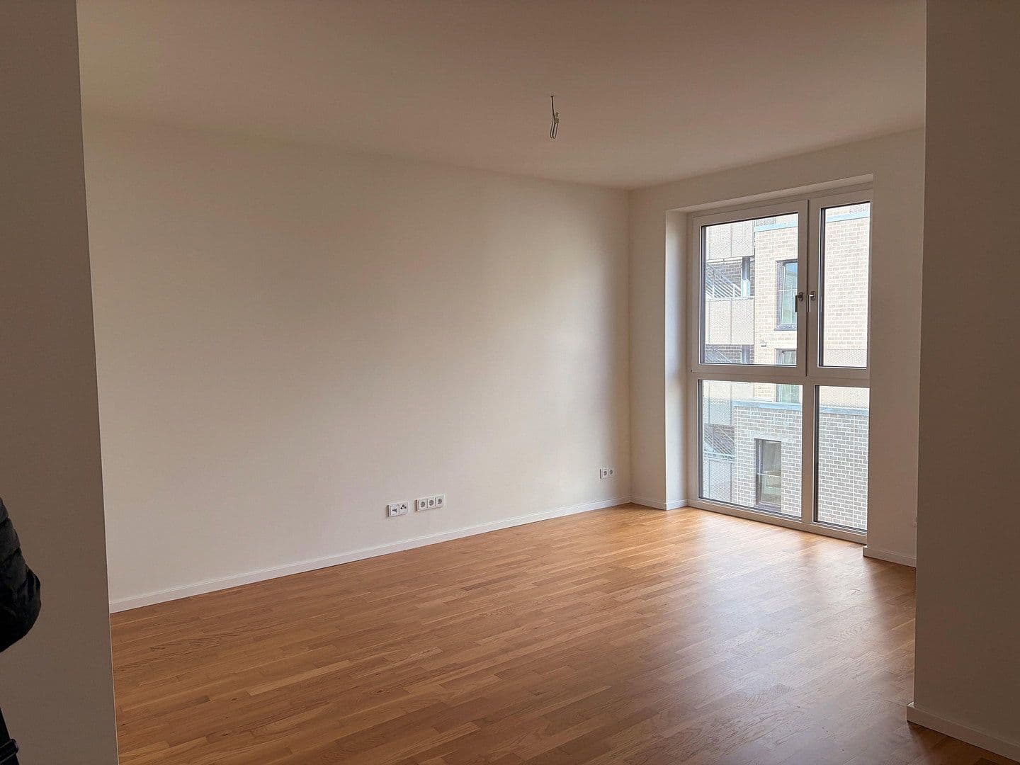 Pronájem bytu 3+1 98 m², Billhorner Kanalstraße 64, Hamburg, Hamburg Pronájem bytu 3+1 98 m², Billhorner Kanalstraße 64, Hamburg, Hamburg