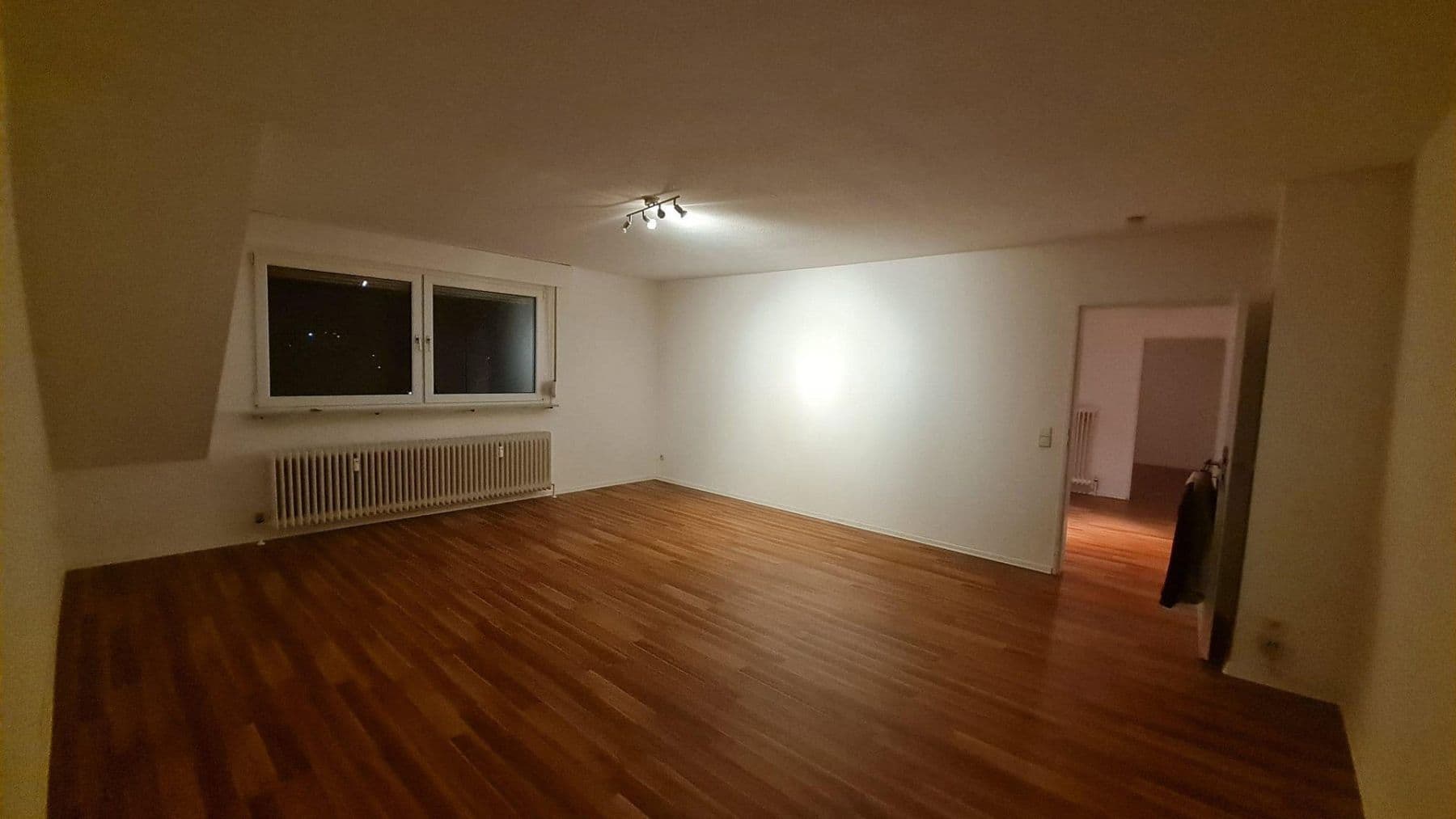 Pronájem bytu 2+1 69 m², Miesenheimerstr. 50, Plaidt, Porýní-Falc Pronájem bytu 2+1 69 m², Miesenheimerstr. 50, Plaidt, Porýní-Falc