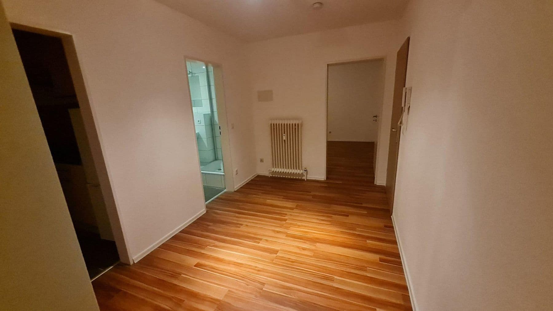 Pronájem bytu 2+1 69 m², Miesenheimerstr. 50, Plaidt, Porýní-Falc Pronájem bytu 2+1 69 m², Miesenheimerstr. 50, Plaidt, Porýní-Falc