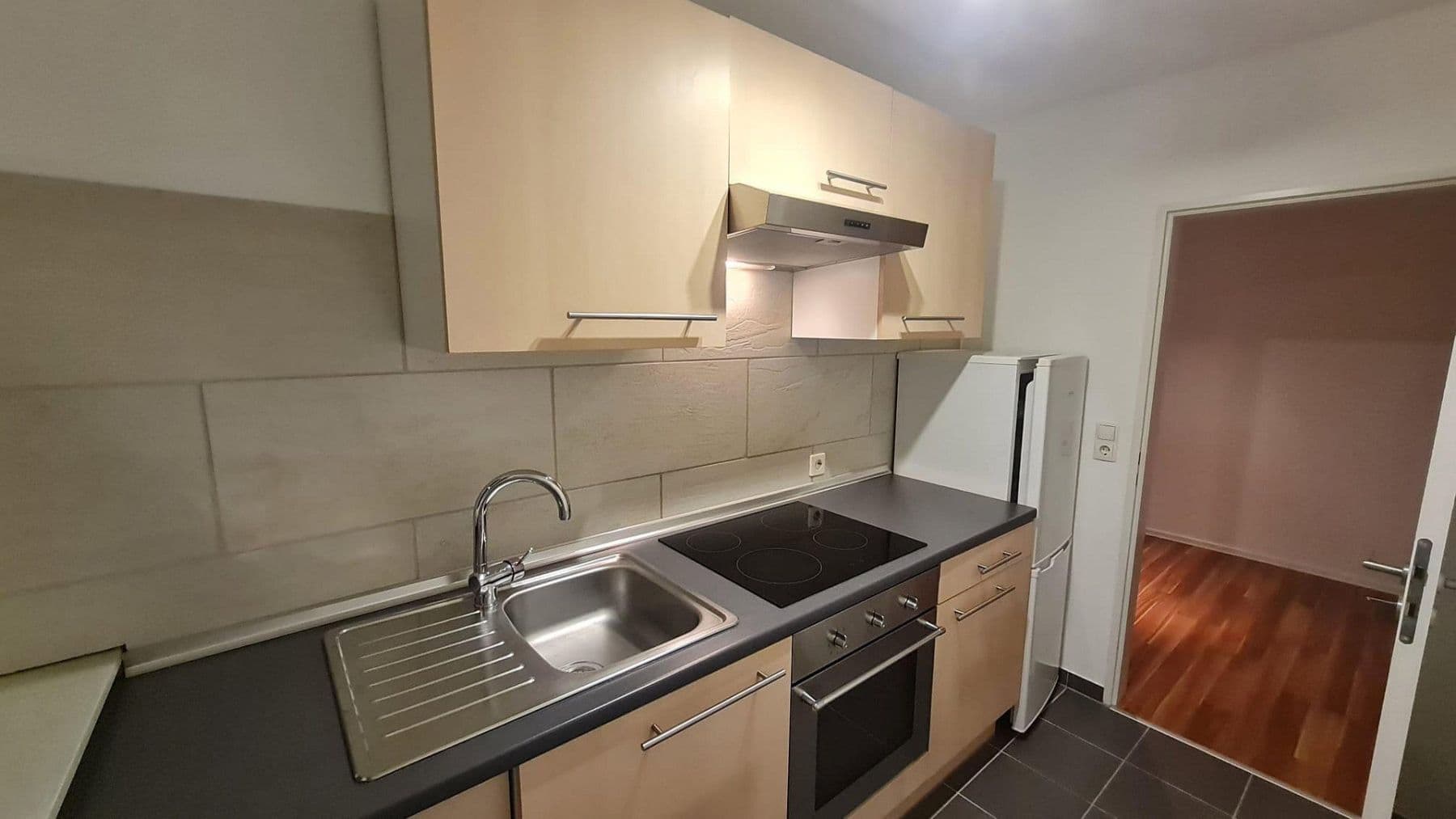 Pronájem bytu 2+1 69 m², Miesenheimerstr. 50, Plaidt, Porýní-Falc Pronájem bytu 2+1 69 m², Miesenheimerstr. 50, Plaidt, Porýní-Falc