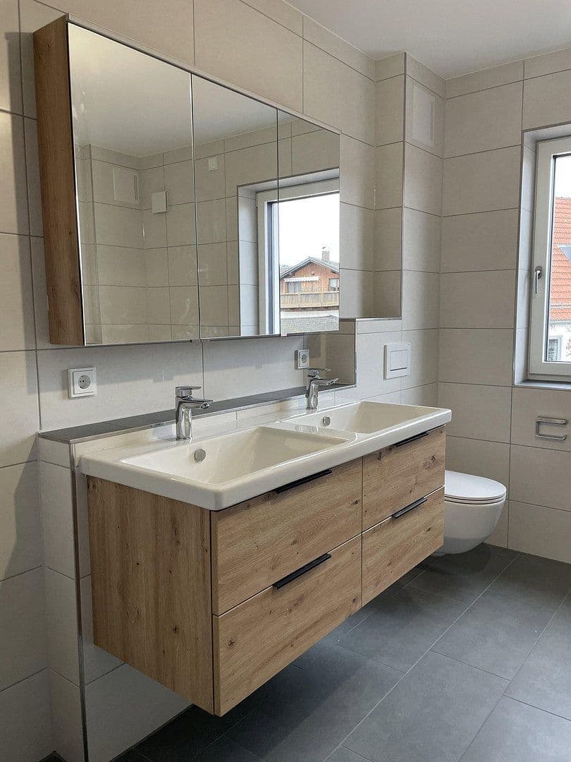 Pronájem bytu 3+1 82 m², Ascha, Bavorsko Pronájem bytu 3+1 82 m², Ascha, Bavorsko