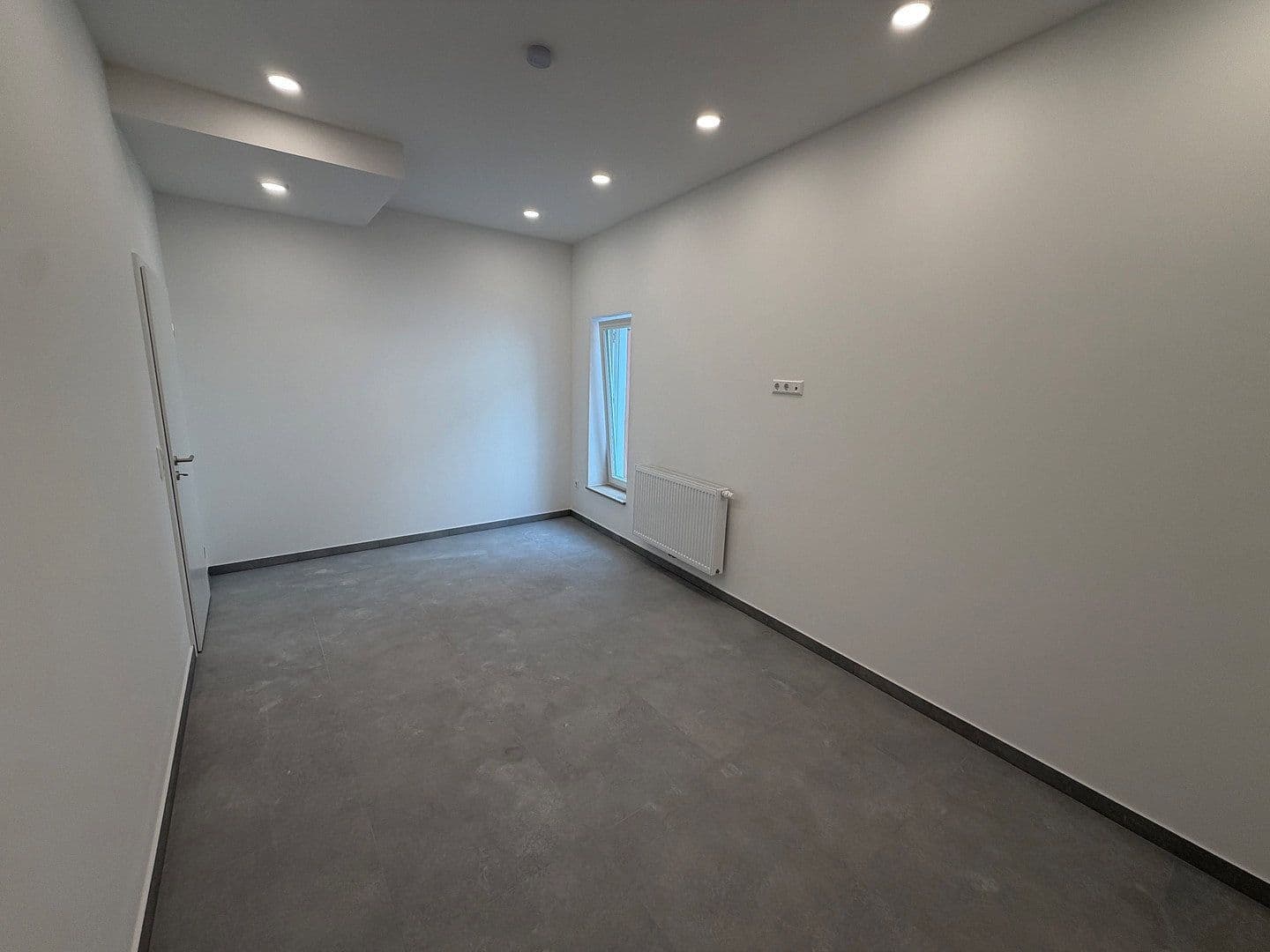 Pronájem bytu 4+1 95 m², Gaststraße 9, Oldenburg, Dolní Sasko Pronájem bytu 4+1 95 m², Gaststraße 9, Oldenburg, Dolní Sasko