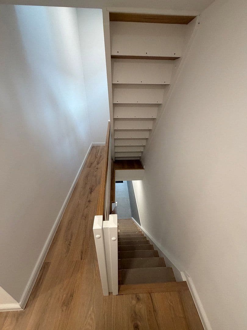 Pronájem bytu 4+1 95 m², Gaststraße 9, Oldenburg, Dolní Sasko Pronájem bytu 4+1 95 m², Gaststraße 9, Oldenburg, Dolní Sasko