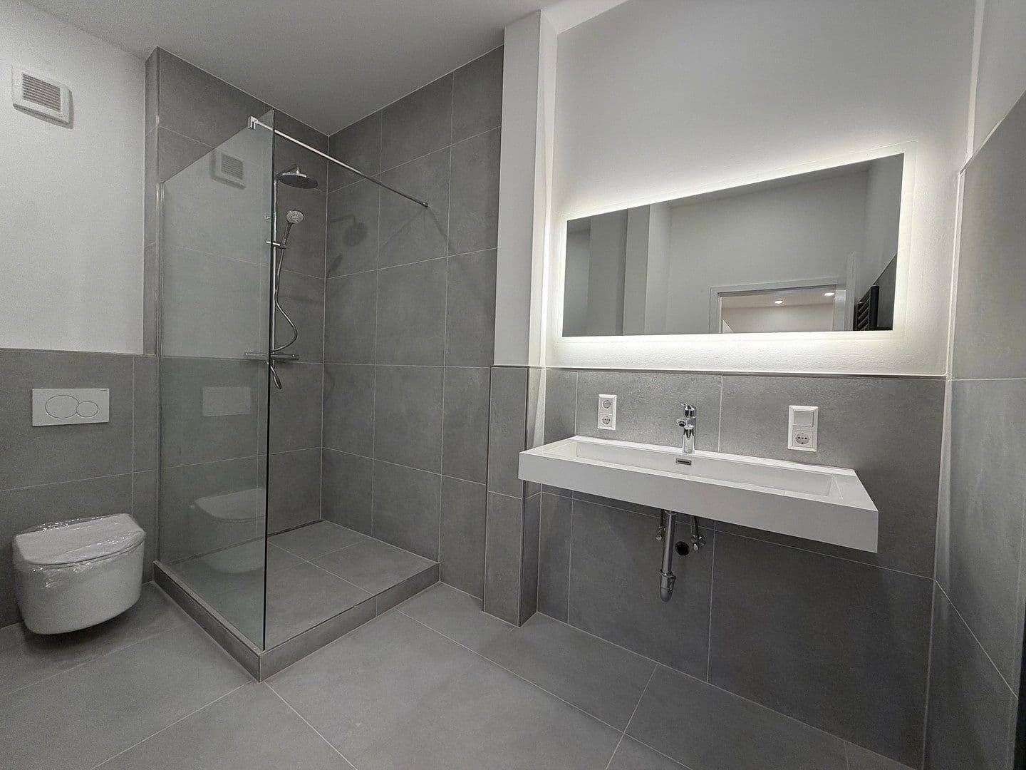 Pronájem bytu 4+1 95 m², Gaststraße 9, Oldenburg, Dolní Sasko Pronájem bytu 4+1 95 m², Gaststraße 9, Oldenburg, Dolní Sasko