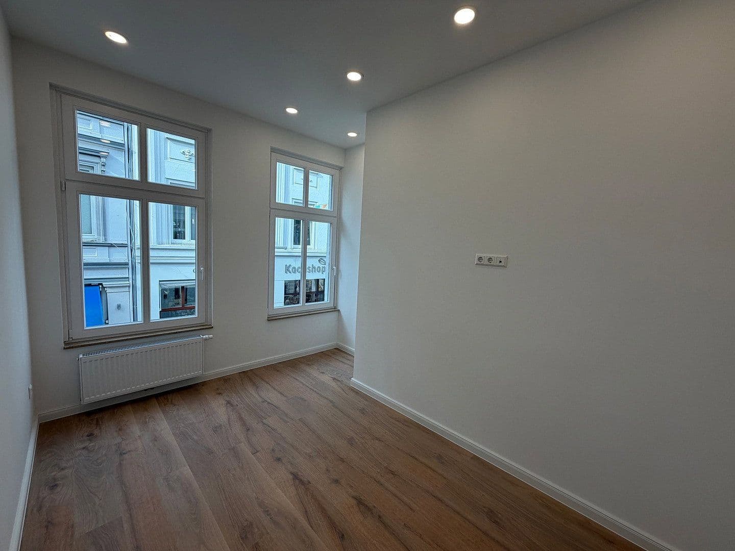 Pronájem bytu 4+1 95 m², Gaststraße 9, Oldenburg, Dolní Sasko Pronájem bytu 4+1 95 m², Gaststraße 9, Oldenburg, Dolní Sasko