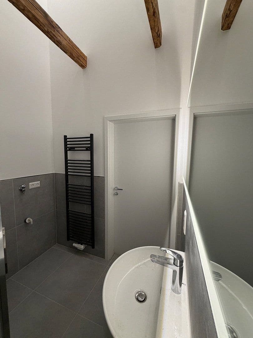 Pronájem bytu 3+1 79 m², Gaststraße 9, Oldenburg, Dolní Sasko Pronájem bytu 3+1 79 m², Gaststraße 9, Oldenburg, Dolní Sasko