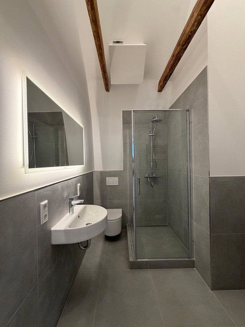 Pronájem bytu 3+1 79 m², Gaststraße 9, Oldenburg, Dolní Sasko Pronájem bytu 3+1 79 m², Gaststraße 9, Oldenburg, Dolní Sasko