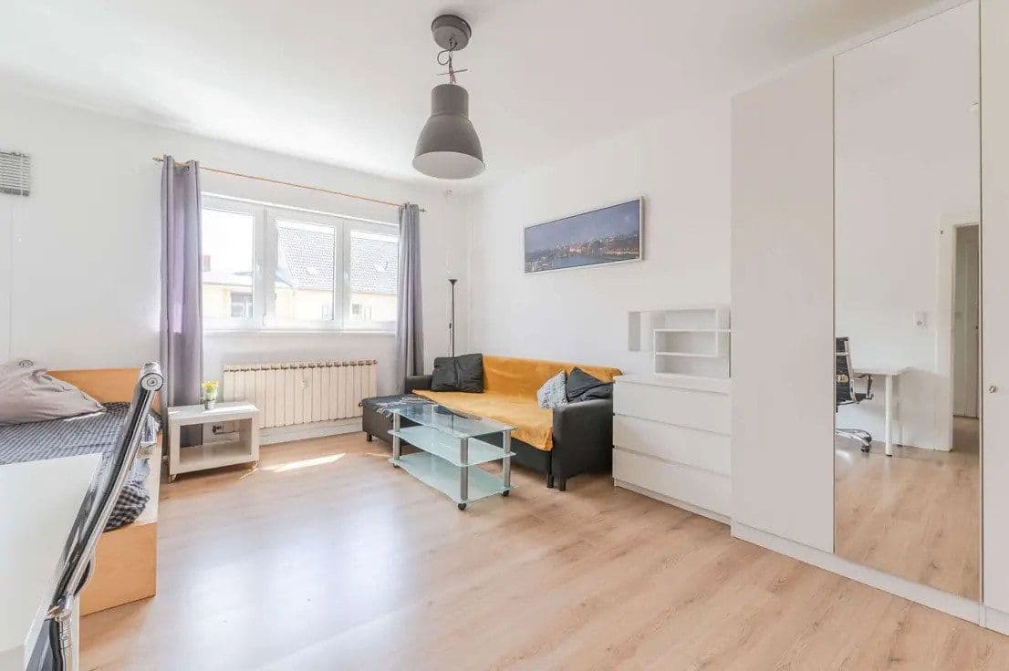 Prodej bytu 1+1 37 m², Berlin, Berlín Prodej bytu 1+1 37 m², Berlin, Berlín