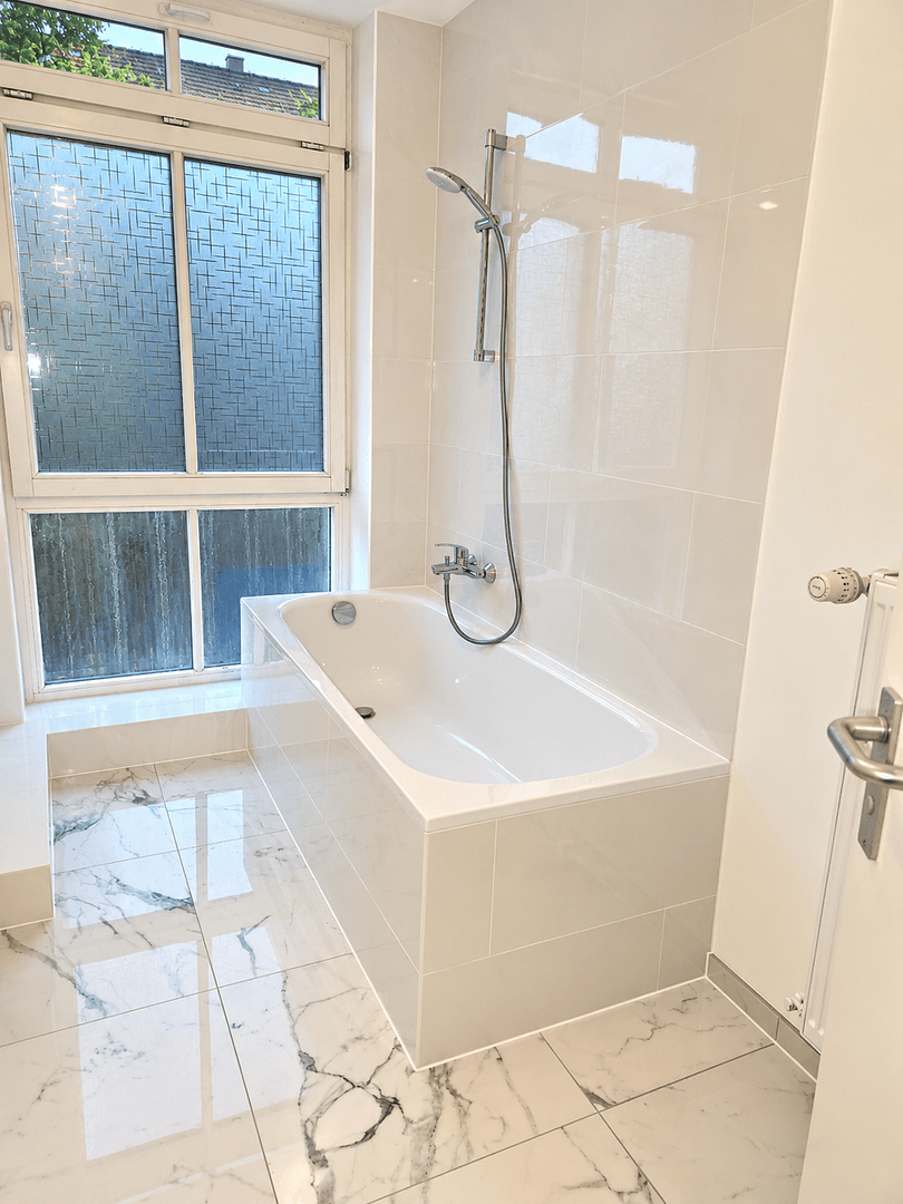 Prodej bytu 3+1 85 m², Alfred-Kowalke-Straße 14, Berlin, Berlín Prodej bytu 3+1 85 m², Alfred-Kowalke-Straße 14, Berlin, Berlín