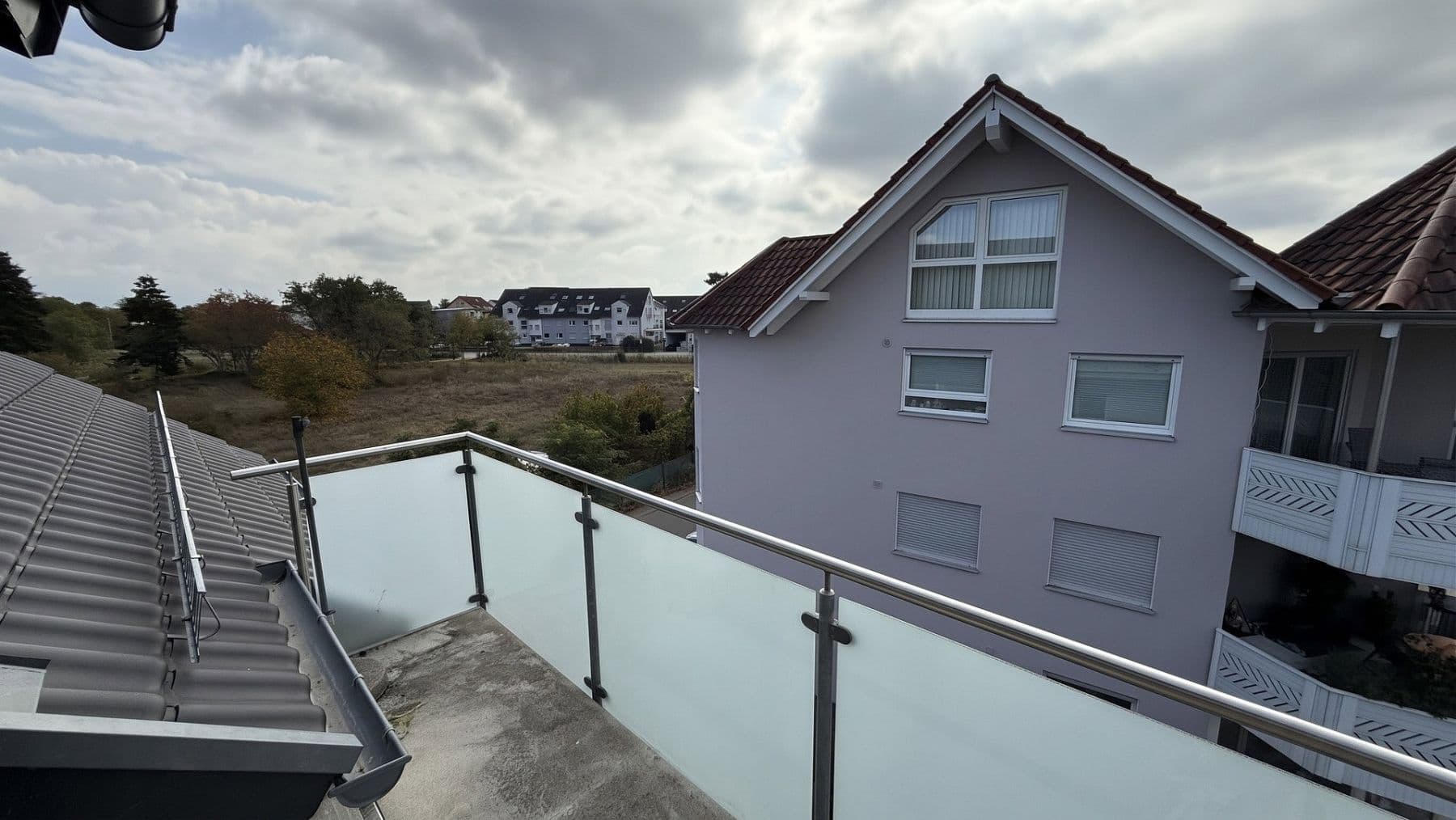 Pronájem bytu 2+1 47 m², Voßstraße 12, Brühl, Bádensko-Württembersko Pronájem bytu 2+1 47 m², Voßstraße 12, Brühl, Bádensko-Württembersko