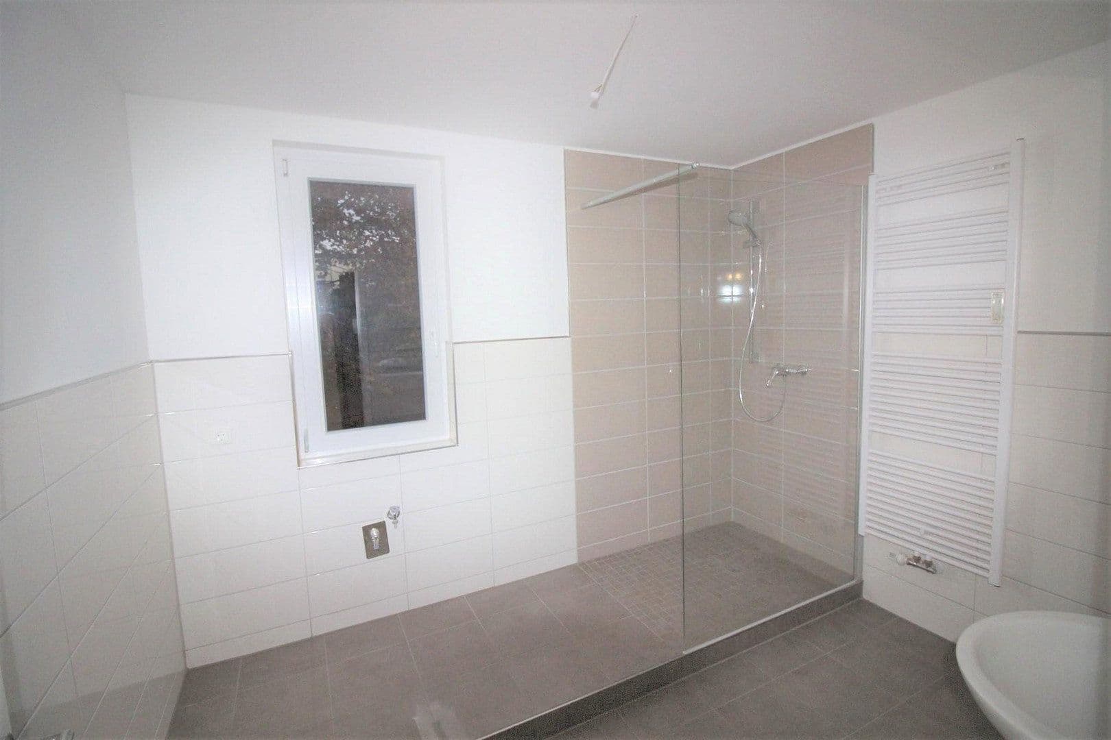 Pronájem bytu 2+1 45 m², Magdeburg, Sasko-Anhaltsko Pronájem bytu 2+1 45 m², Magdeburg, Sasko-Anhaltsko