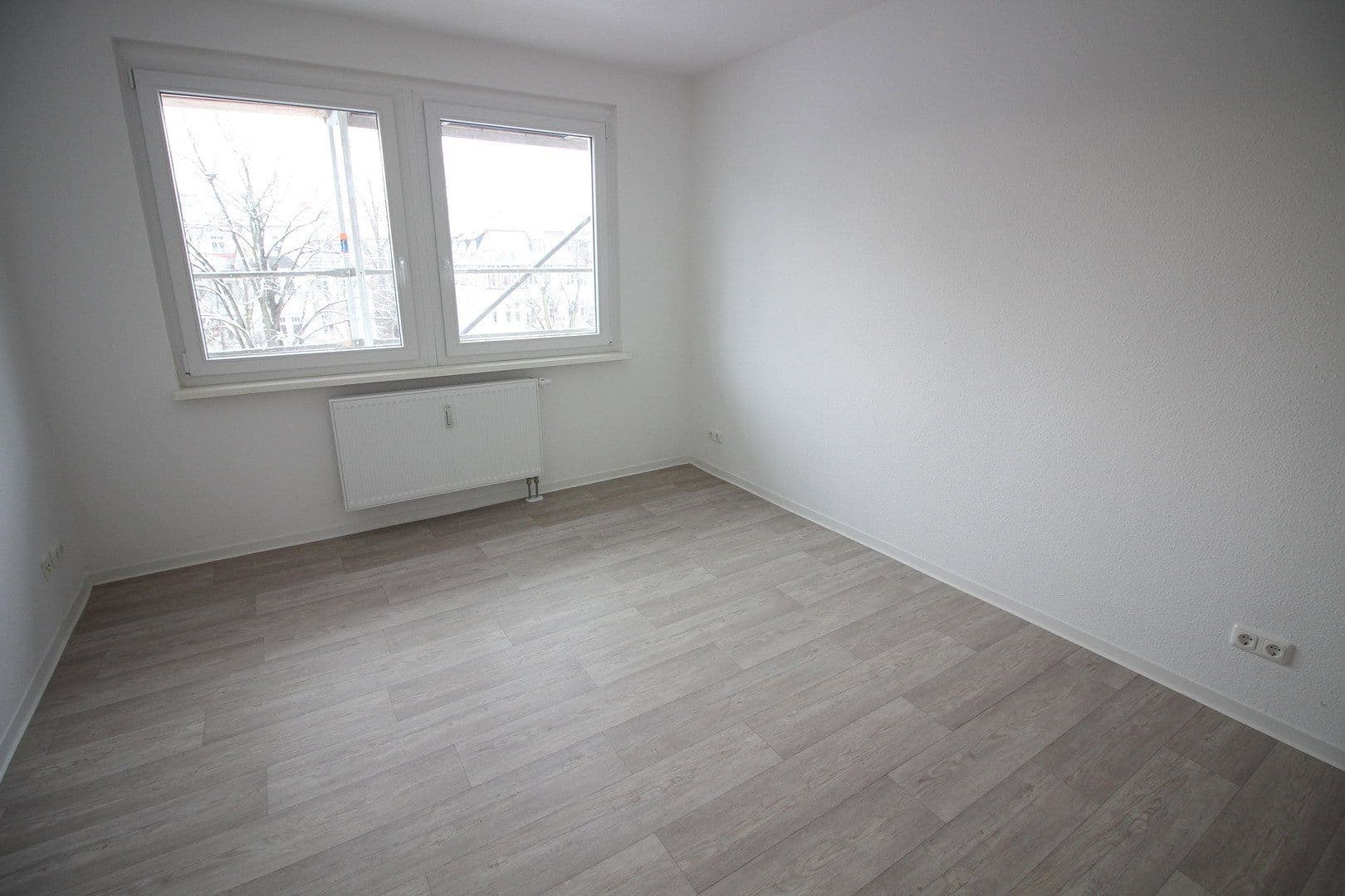 Pronájem bytu 2+1 45 m², Magdeburg, Sasko-Anhaltsko Pronájem bytu 2+1 45 m², Magdeburg, Sasko-Anhaltsko