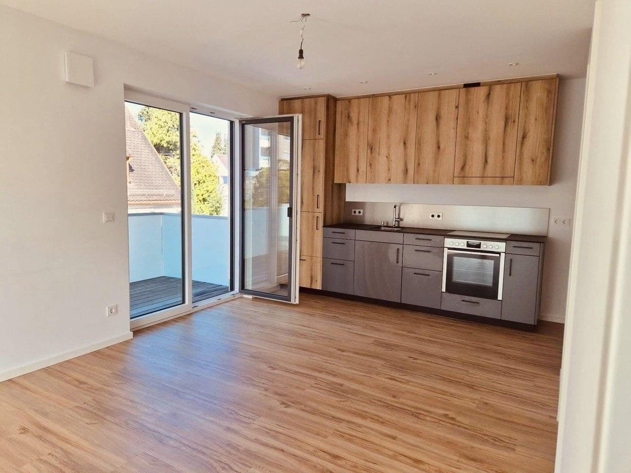 Pronájem bytu 1+kk 42 m², München, Bavorsko Pronájem bytu 1+kk 42 m², München, Bavorsko