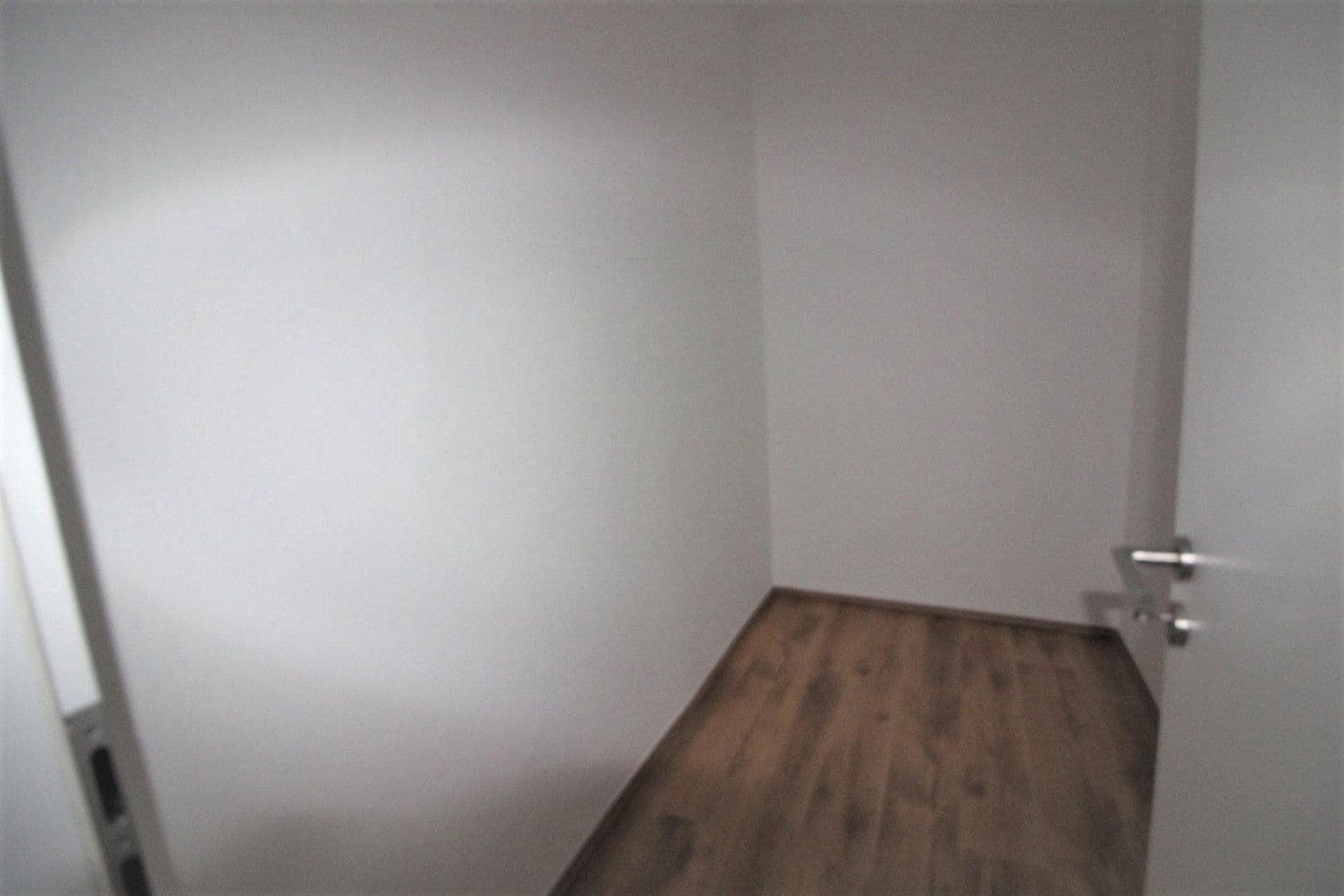 Pronájem bytu 5+1 120 m², Magdeburg, Sasko-Anhaltsko Pronájem bytu 5+1 120 m², Magdeburg, Sasko-Anhaltsko