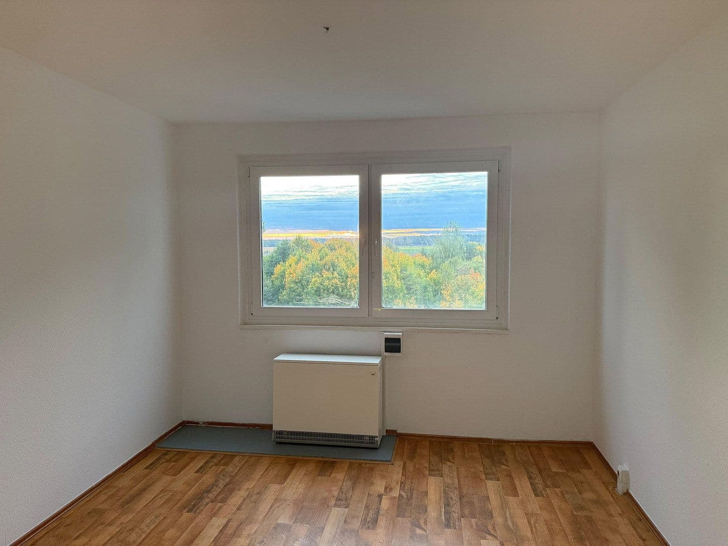 Pronájem bytu 5+1 102 m², Torgauer Str. 53-61, Doberlug-Kirchhain, Braniborsko Pronájem bytu 5+1 102 m², Torgauer Str. 53-61, Doberlug-Kirchhain, Braniborsko