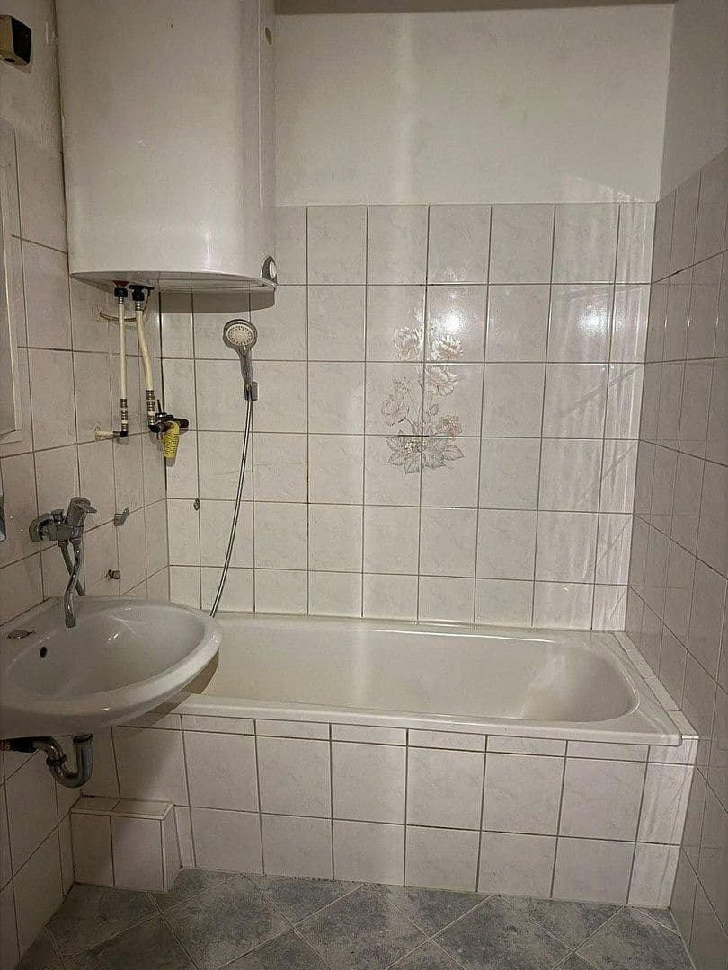Pronájem bytu 5+1 102 m², Torgauer Str. 53-61, Doberlug-Kirchhain, Braniborsko Pronájem bytu 5+1 102 m², Torgauer Str. 53-61, Doberlug-Kirchhain, Braniborsko