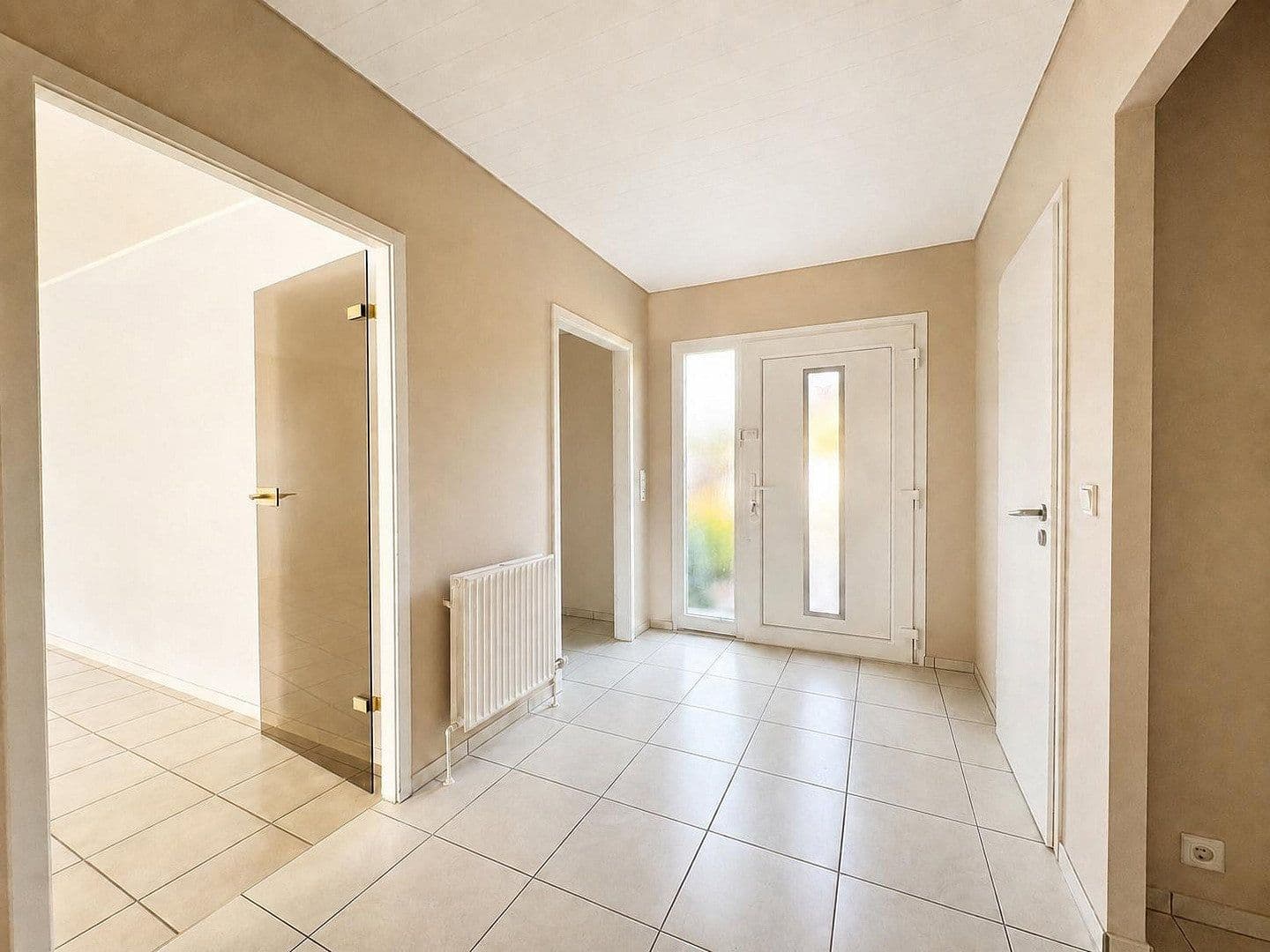 Prodej domu 154 m², pozemek 523 m², Weimarer Strasse 61, Bornheim, Severní Porýní-Vestfálsko Prodej domu 154 m², pozemek 523 m², Weimarer Strasse 61, Bornheim, Severní Porýní-Vestfálsko