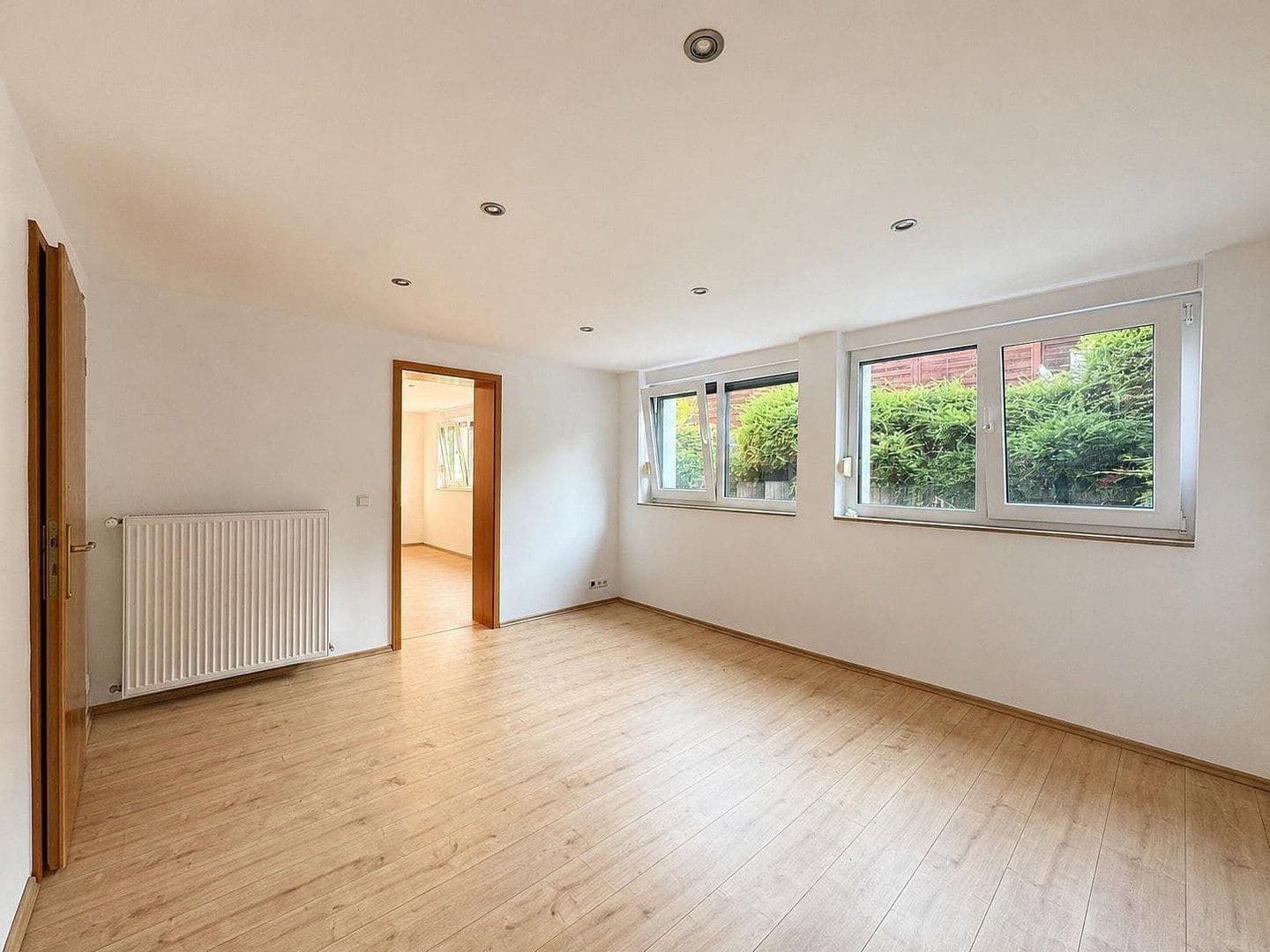 Prodej domu 154 m², pozemek 523 m², Weimarer Strasse 61, Bornheim, Severní Porýní-Vestfálsko Prodej domu 154 m², pozemek 523 m², Weimarer Strasse 61, Bornheim, Severní Porýní-Vestfálsko