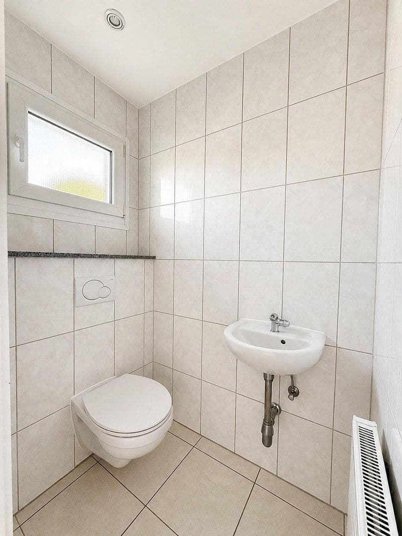 Prodej domu 154 m², pozemek 523 m², Weimarer Strasse 61, Bornheim, Severní Porýní-Vestfálsko Prodej domu 154 m², pozemek 523 m², Weimarer Strasse 61, Bornheim, Severní Porýní-Vestfálsko