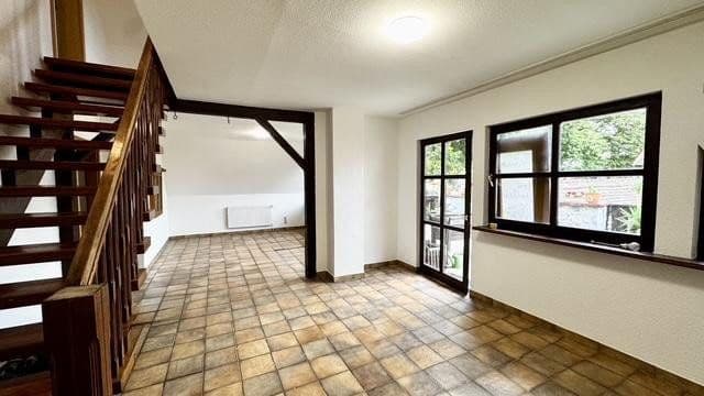 Prodej domu 216 m², pozemek 312 m², Heimstraße 29, Hirschaid, Bavorsko Prodej domu 216 m², pozemek 312 m², Heimstraße 29, Hirschaid, Bavorsko