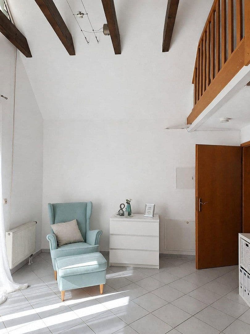 Pronájem bytu 1+kk 55 m², Schelklingeer Straße 12, Augsburg, Bavorsko Pronájem bytu 1+kk 55 m², Schelklingeer Straße 12, Augsburg, Bavorsko