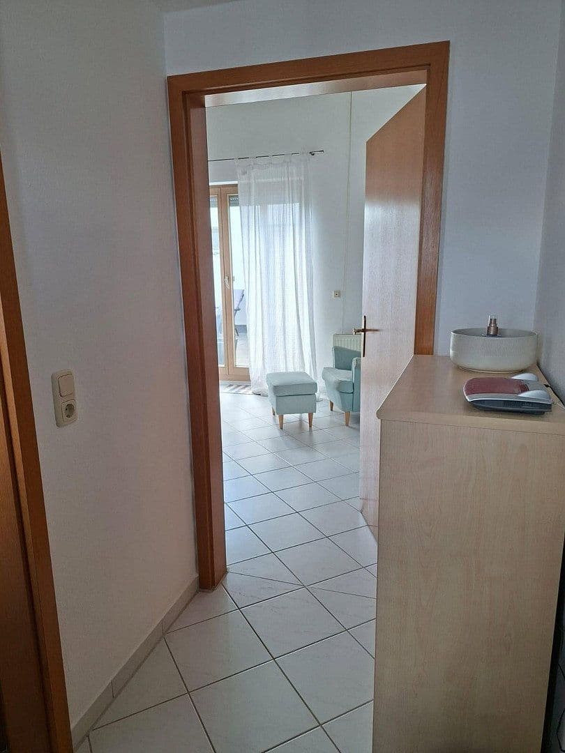 Pronájem bytu 1+kk 55 m², Schelklingeer Straße 12, Augsburg, Bavorsko Pronájem bytu 1+kk 55 m², Schelklingeer Straße 12, Augsburg, Bavorsko