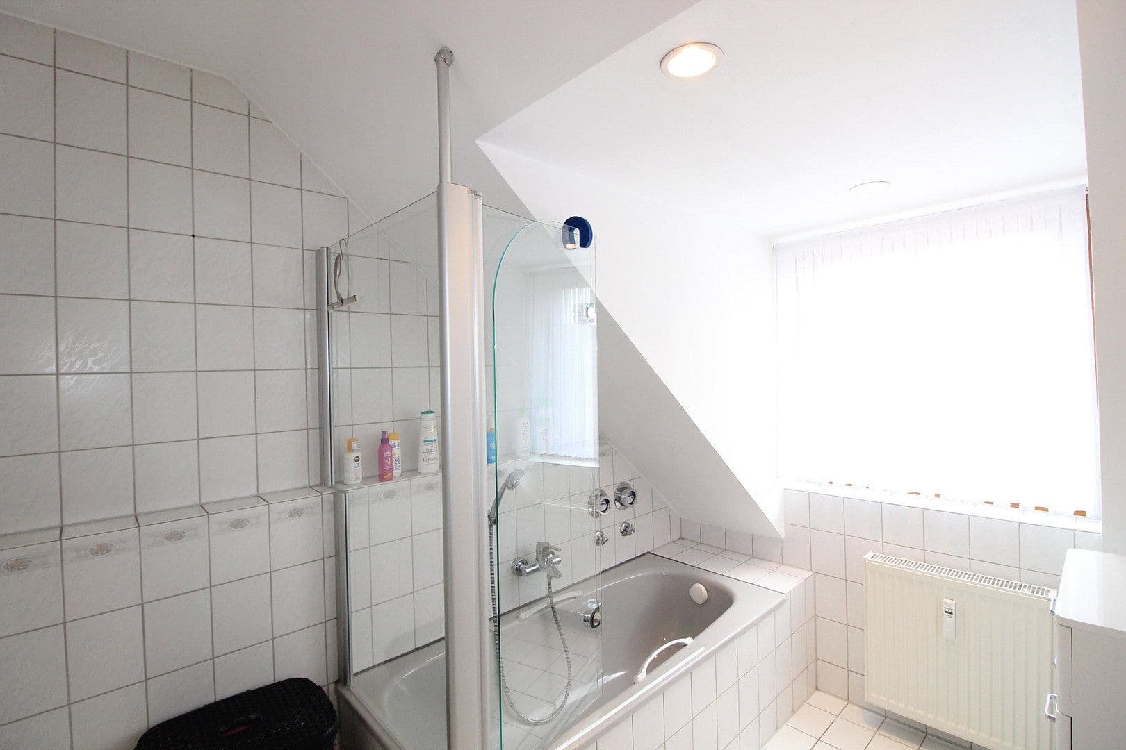 Pronájem bytu 4+1 95 m², Schwabhausen/ Oberroth, Bavorsko Pronájem bytu 4+1 95 m², Schwabhausen/ Oberroth, Bavorsko