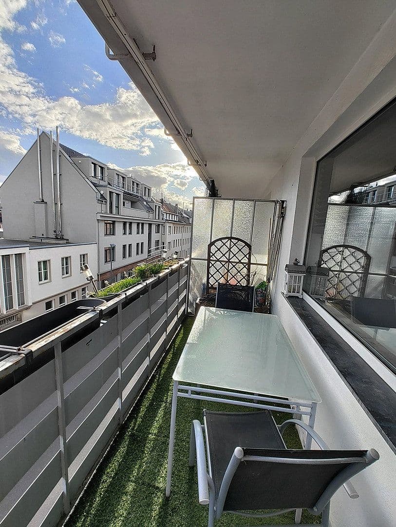 Pronájem bytu 2+1 89 m², Oranienstr. 12, Cáchy, Severní Porýní-Vestfálsko Pronájem bytu 2+1 89 m², Oranienstr. 12, Cáchy, Severní Porýní-Vestfálsko