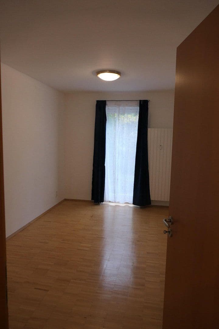 Pronájem bytu 2+kk 65 m², Fürstenrieder Str. 189, München, Bavorsko Pronájem bytu 2+kk 65 m², Fürstenrieder Str. 189, München, Bavorsko