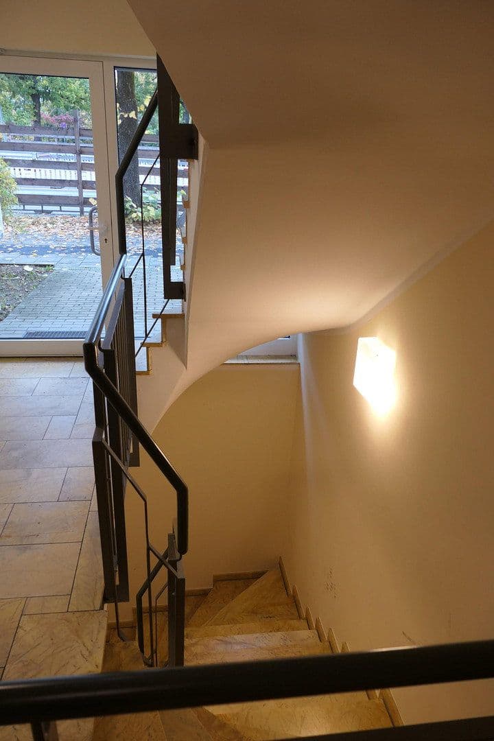 Pronájem bytu 2+kk 65 m², Fürstenrieder Str. 189, München, Bavorsko Pronájem bytu 2+kk 65 m², Fürstenrieder Str. 189, München, Bavorsko
