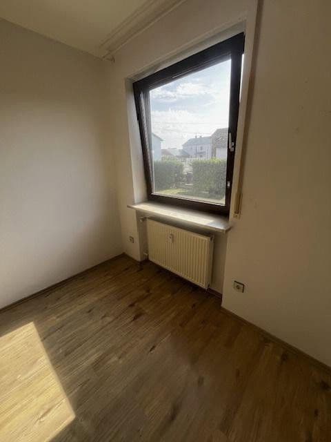 Pronájem bytu 4+1 104 m², Ilmendorf / Geisenfeld, Bavorsko Pronájem bytu 4+1 104 m², Ilmendorf / Geisenfeld, Bavorsko