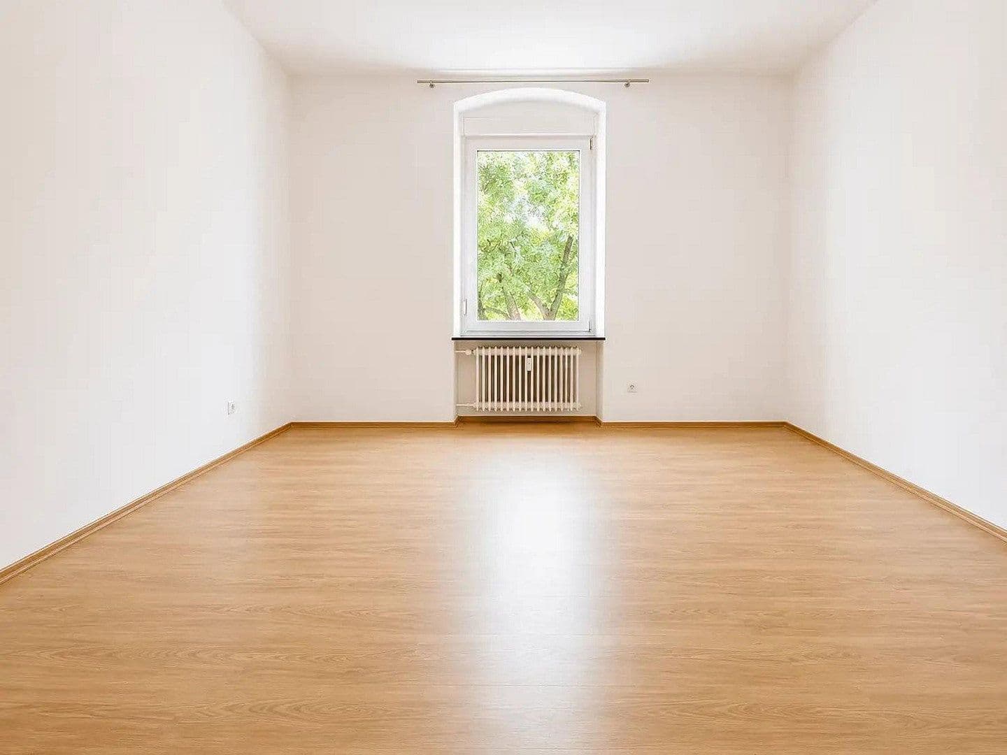 Prodej bytu 3+1 98 m², Leopoldstraße 5, Karlsruhe, Bádensko-Württembersko Prodej bytu 3+1 98 m², Leopoldstraße 5, Karlsruhe, Bádensko-Württembersko