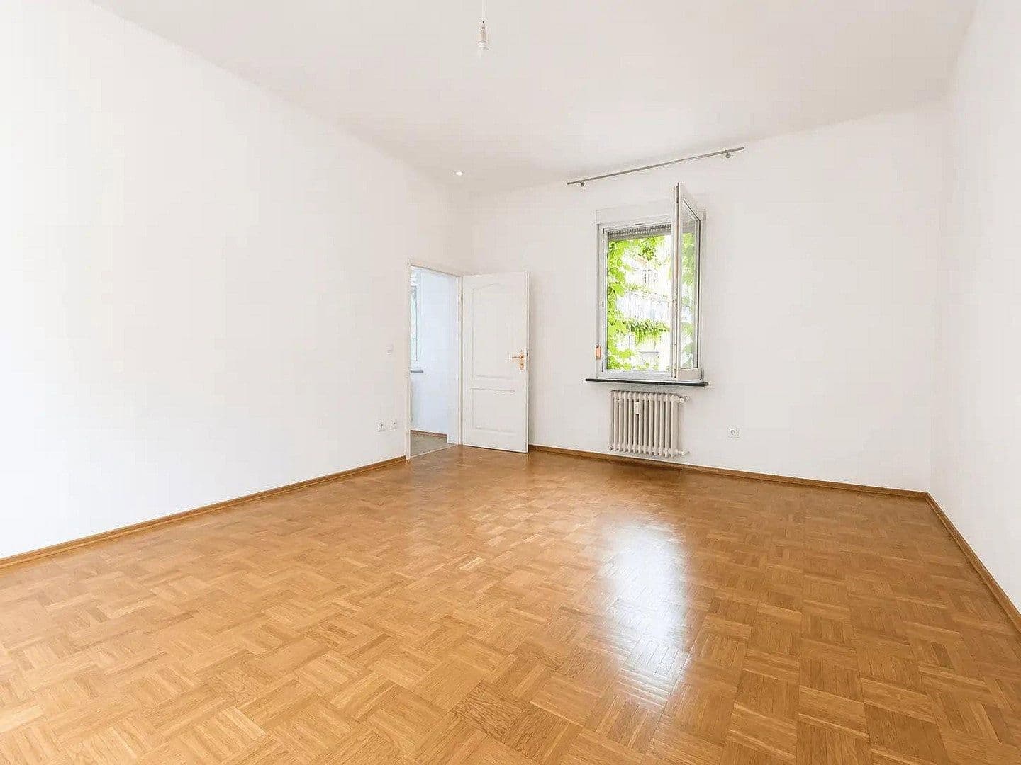 Prodej bytu 3+1 98 m², Leopoldstraße 5, Karlsruhe, Bádensko-Württembersko Prodej bytu 3+1 98 m², Leopoldstraße 5, Karlsruhe, Bádensko-Württembersko